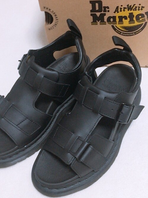 mini dr martens