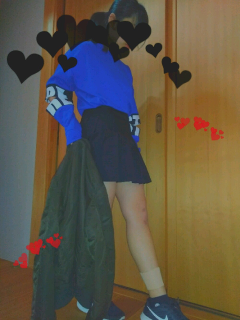 「おしゃれさんと繋がりたい、スカート、オルチャンファッション、チビーズ✳︎」｜「蔵之助のTops（スウェット、ブルー系）」を使った、へじゅ。さん（レディース・154cm）の冬コーディネートの1枚目の写真
