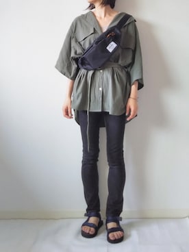 「アイテム（バングル/リストバンド）」を使った、yume さん（レディース・160cm）の夏コーディネート