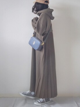 「Aunt Marie's（アントマリーズ）のAUNT MARIE'S バックプリーツフーディーワンピース（ワンピース）」を使った、yume さん（レディース・160cm）の冬コーディネート