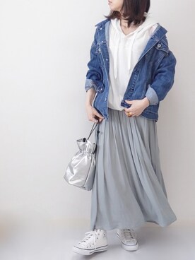 「Honeys」｜「アイテム（デニムジャケット）」を使った、yume さん（レディース・160cm）の春コーディネート