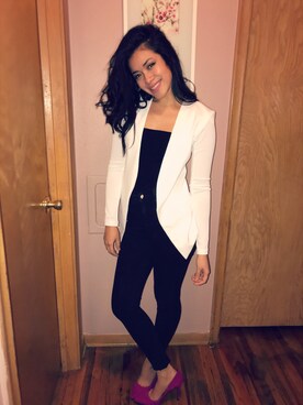 「BCBG（ビーシービージー）のアイテム」を使った、denecy zamora さん（レディース・157cm）の冬コーディネート