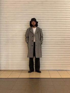 「SCHOTT」｜「アイテム（チェスターコート）」を使った、sugaさん（メンズ・177cm）の冬コーディネート