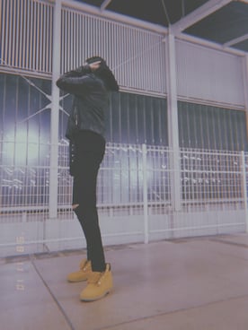 「ROLLING CRADLE（ローリングクレイドル）のアイテム（パーカー）」を使った、ЯЁёёёУさん（レディース・166cm）の秋コーディネート