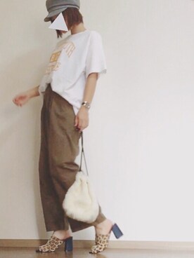 「カーキパンツ」｜mameさん（レディース・166cm）の秋コーディネート