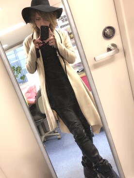 「CATORCE（カトルセ）のアイテム（その他アウター、ベージュ系）」を使った、夢咲 光さん（メンズ）の秋コーディネート