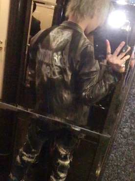 「L.G.B.（ルグランブルー）のアイテム（ライダースジャケット、その他）」を使った、夢咲 光さん（メンズ）の秋コーディネート