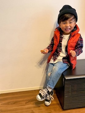 「ワッフル」｜「アイテム（ダウンベスト）」を使った、わにさん（キッズ・90cm）の秋コーディネート