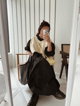 「CITRINE Chakra（シトリンチャクラ）のアイテム」を使った、911ERIKAさん（レディース・157cm）の春コーディネート