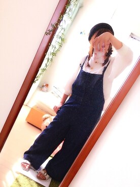 「RAY CASSIN（レイカズン）のアイテム（サロペット/オーバーオール）」を使った、よしかさん（レディース・161cm）の秋コーディネート
