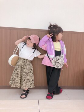 「Right-on（ライトオン）のアイテム（オールインワン・サロペット）」を使った、ru_ne girls さん（キッズ・100cm）の春コーディネート