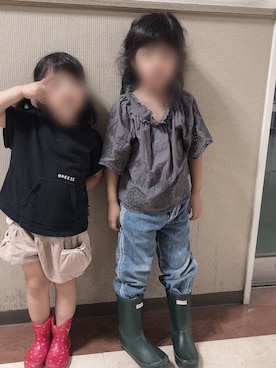 「HUNTER（ハンター）のハンター / キッズ ファーストクラッシック（レインシューズ）」を使った、ru_ne girls さん（キッズ・100cm）の秋コーディネート