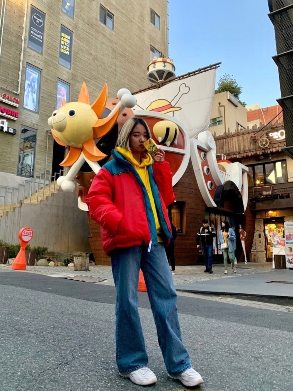 「autumn、girl、VINTAGE、90’s、sporty、denim、Boyfriend Jeans、GU、nerdy、FILA」｜「NERDYのアイテム（ダウンジャケット/コート、その他）」を使った、justootiredさん（レディース・161cm）の秋コーディネートの1枚目の写真