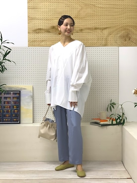 「ITEMS URBANRESEARCH（アイテムズ アーバンリサーチ）のアイテム（ショルダーバッグ）」を使った、mokaさん（レディース・165cm）の春コーディネート
