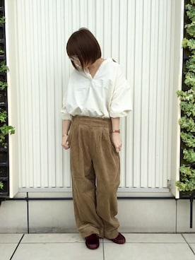 「coenスタッフスタイリング」｜「アイテム（パンプス）」を使った、coen さなりさん（レディース・155cm）の秋コーディネート