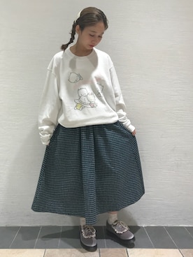 「アイテム（その他シューズ、パープル系）」を使った、merry jenny 梅田店さん（レディース・160cm）の秋コーディネート