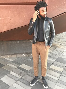 「H&M（エイチ・アンド・エム）のアイテム（その他アウター）」を使った、Ramoan Bruceさん（メンズ・180cm）の冬コーディネート