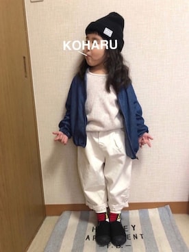 「靴下チラ見せ」｜「アイテム（スリッポン）」を使った、koharu☺︎さん（キッズ・100cm）の冬コーディネート
