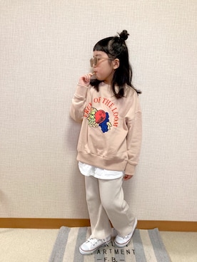 「FRUIT OF THE LOOM（フルーツオブザルーム）のアイテム（スウェット）」を使った、koharu☺︎さん（キッズ・110cm）の冬コーディネート