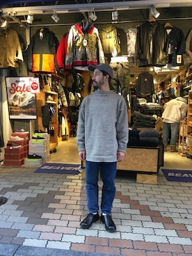「トリッカーズ」｜「アイテム（帽子）」を使った、牛木さん（メンズ・165cm）の冬コーディネート