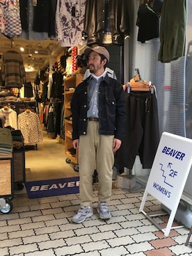 「SAS（エスエーエス）のアイテム（スニーカー）」を使った、牛木さん（メンズ・165cm）の春コーディネート