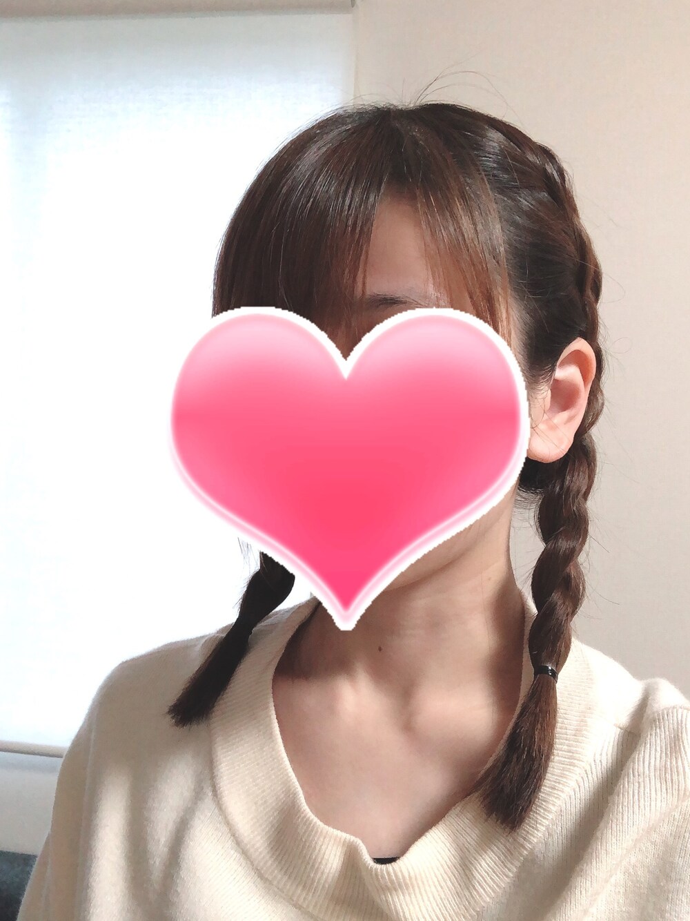 「ヘアアレンジ」｜「no brandのアイテム（その他、その他）」を使った、涼菜さん（レディース・153cm）の秋コーディネートの1枚目の写真