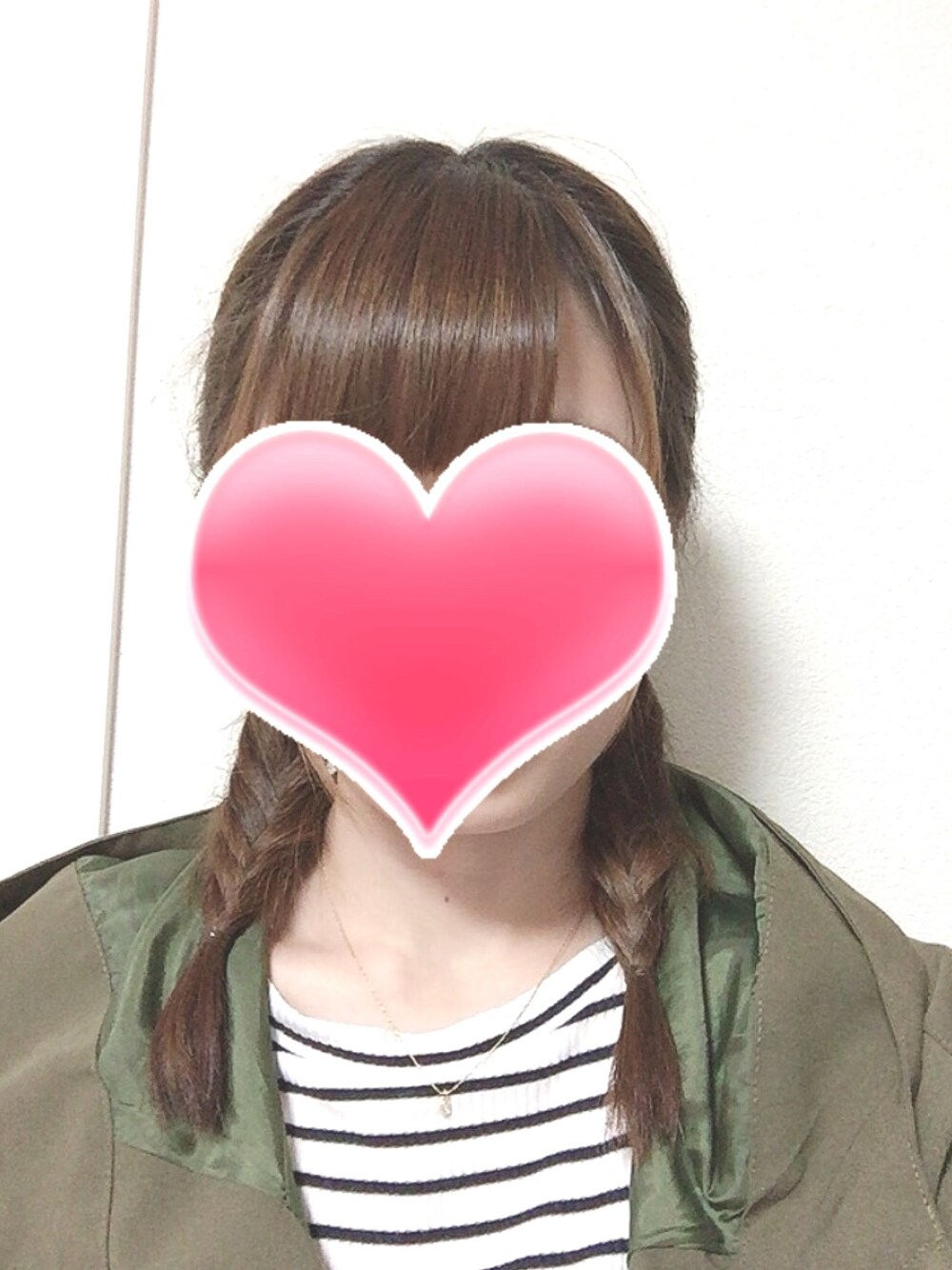 「ヘアアレンジ」｜「no brandのアイテム（その他、その他）」を使った、涼菜さん（レディース・153cm）の秋コーディネートの1枚目の写真
