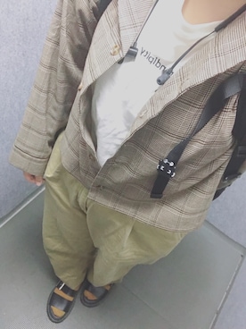 「大学生コーデ」｜「アイテム（その他トップス）」を使った、みーさん（レディース・159cm）の秋コーディネート