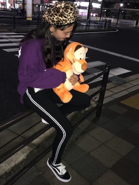 「秋のブラウンスタイル」｜「アイテム（ハンチング/ベレー帽）」を使った、マグロのお寿司さん（レディース・156cm）の秋コーディネート