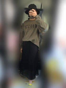 「LOWRYS FARM（ローリーズファーム）のシアープリーツスカート　894381（スカート、ブラック系）」を使った、ふさん（レディース・170cm）の冬コーディネート