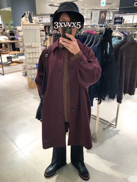 「アイテム（ステンカラーコート、レッド系）」を使った、KNさん（メンズ・170cm）の秋コーディネート