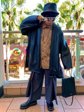 「花柄」｜「アイテム（その他アウター）」を使った、KNさん（メンズ・170cm）の秋コーディネート