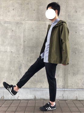 「黒パンツ」｜おっくんさん（メンズ・176cm）の春コーディネート