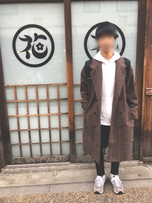 ネコの Kutirのチェスターコートを使ったコーディネート Wear