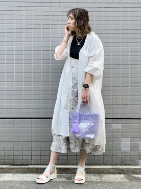 「キャミワンピ」｜「アイテム（シャツワンピース）」を使った、ハラミさん（レディース・167cm）の春コーディネート