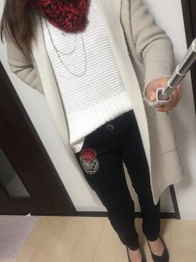 「Desigual（デシグアル）のアイテム（パンツ）」を使った、Moeka Sakataさん（レディース・157cm）の春コーディネート