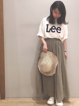「earth music&ecology（アースミュージックアンドエコロジー）のアイテム（ハット）」を使った、MIKA◎さん（レディース・152cm）の春コーディネート