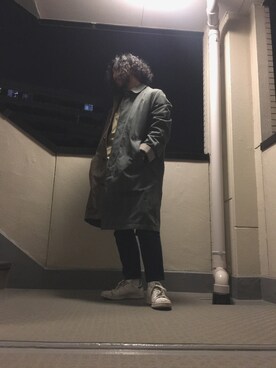 「マルジェラ」｜「アイテム（ステンカラーコート）」を使った、crementyさん（メンズ・172cm）の春コーディネート