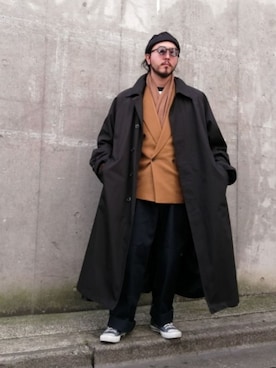「サングラススタイル」｜「アイテム（ステンカラーコート）」を使った、crementyさん（メンズ・172cm）の春コーディネート