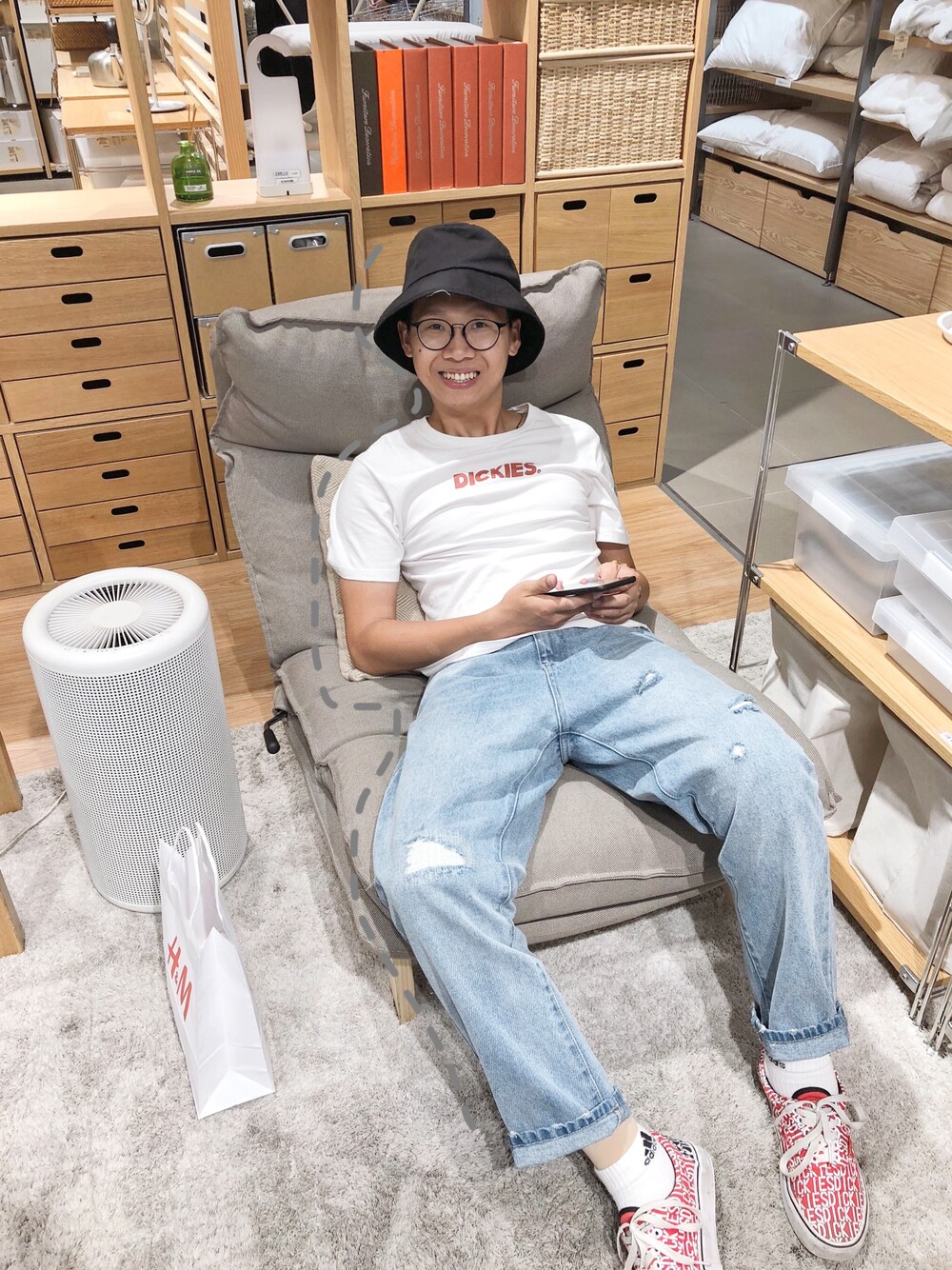 「夏」｜「Dickiesのアイテム（Tシャツ/カットソー、ホワイト系）」を使った、大蓝-Kiraさん（メンズ・176cm）の夏コーディネートの1枚目の写真