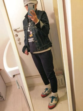 「Marc by Marc Jacobs（マークバイマークジェイコブス）のアイテム（シューズ）」を使った、チャミさん（レディース・151cm）の春コーディネート