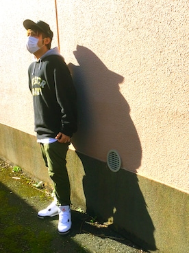 「SWAGGER（スワッガー）のアイテム（スウェット）」を使った、RYOさん（メンズ・175cm）の春コーディネート