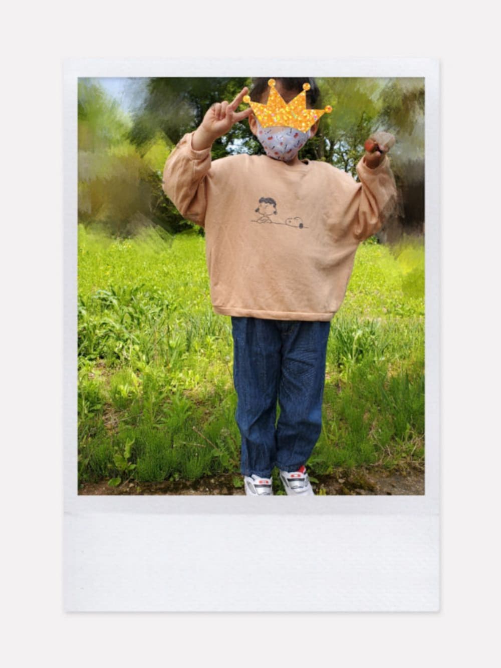 「手書き風、おとこのこ、スヌーピー、てんとう虫、休日スタイル、ピーナッツ(PEANUTS)」｜「ジョリベベのアイテム（Tシャツ/カットソー、オレンジ系）」を使った、りーさんさん（キッズ・120cm）の春コーディネートの1枚目の写真
