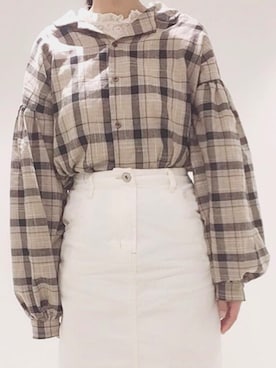 「archives（アルシーヴ）のアイテム（スカート、ホワイト系）」を使った、ぴこさん（レディース・163cm）の春コーディネート