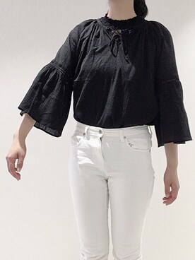 「GU（ジーユー）のアイテム（パンツ、ホワイト系）」を使った、ぴこさん（レディース・163cm）の春コーディネート