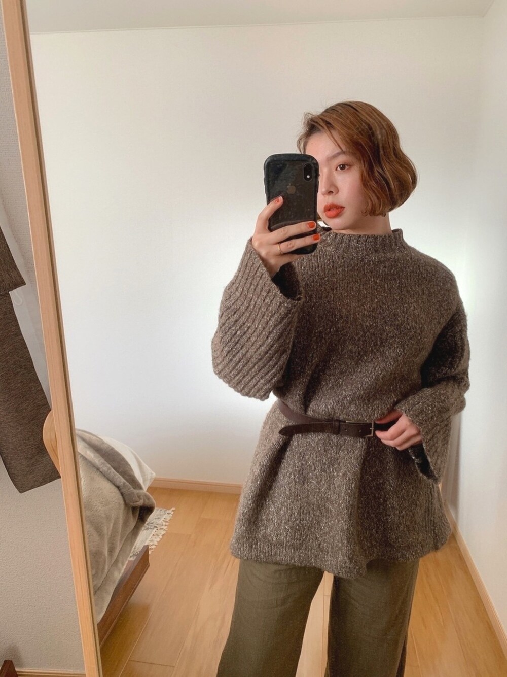 「冬、ビッグシルエット、ootd、knit、ニット、Ungrid、ブラウンコーデ、ブラウン、ボブ、年末WEAR感謝祭」｜「Ungridのボトルネックバックスリットニット（ニット/セーター、ブラウン系）」を使った、S A Y A K Oさん（レディース・159cm）の冬コーディネートの1枚目の写真