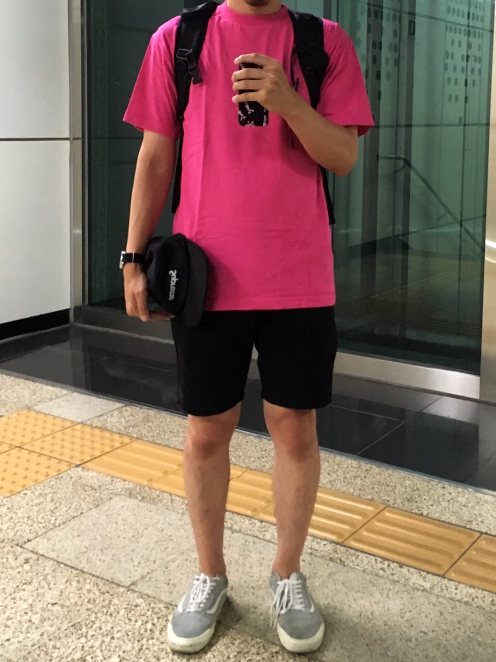 「supreme、Supreme(シュプリーム)、VANS OLDSKOOL、vans vintage、tripleA」｜「VANSのVANS Old Skool（スニーカー、グレー系）」を使った、effectistさん（メンズ・169cm）の夏コーディネートの1枚目の写真