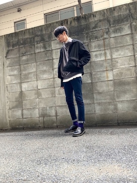 「スキニーデニム」｜「アイテム（カバーオール）」を使った、MASAさん（メンズ・175cm）の冬コーディネート