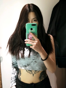 「Mo&Co.（モーアンドコー）のアイテム（チノパンツ）」を使った、想瘦回去的大脸妹さん（レディース・170cm）の冬コーディネート