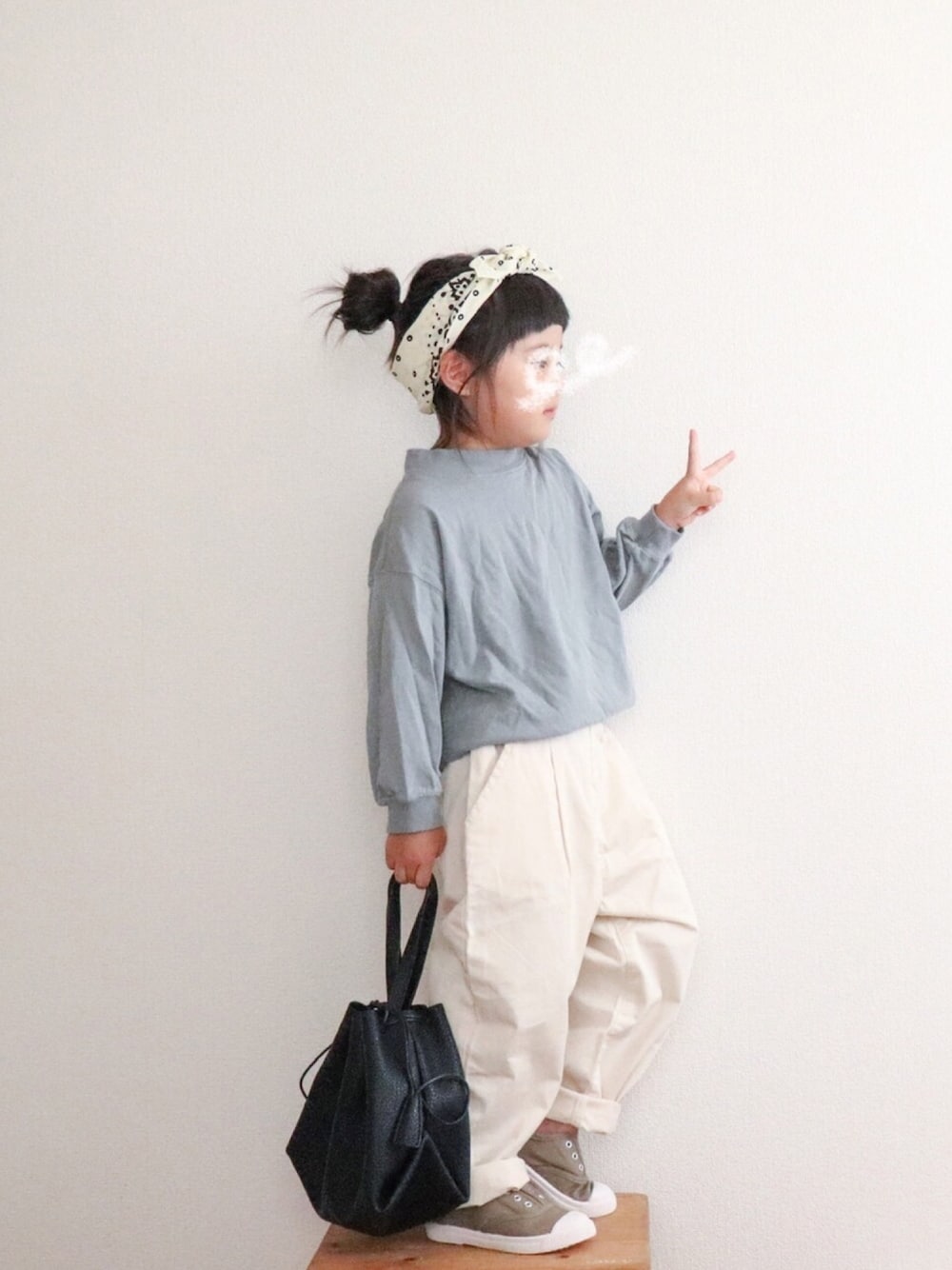 「ラブアンドピース2020、しまむら、しまむらコーデ、kids、女の子、4歳」｜「しまむらのアイテム（トップス、グリーン系）」を使った、naa_booさん（キッズ・100cm）の秋コーディネートの1枚目の写真